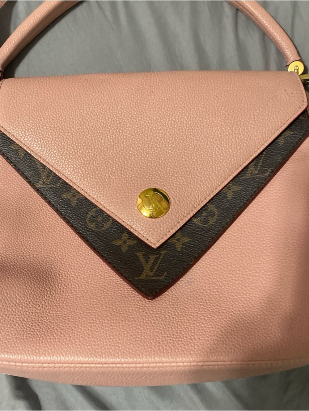 Louis Vuitton Rose Ballerine Leather and Monogram Coated Canvas Double V Bag - Picture 2 of 10